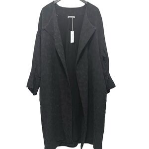 NWT- Women’s Black Crane Jacquard Cocoon Jacket